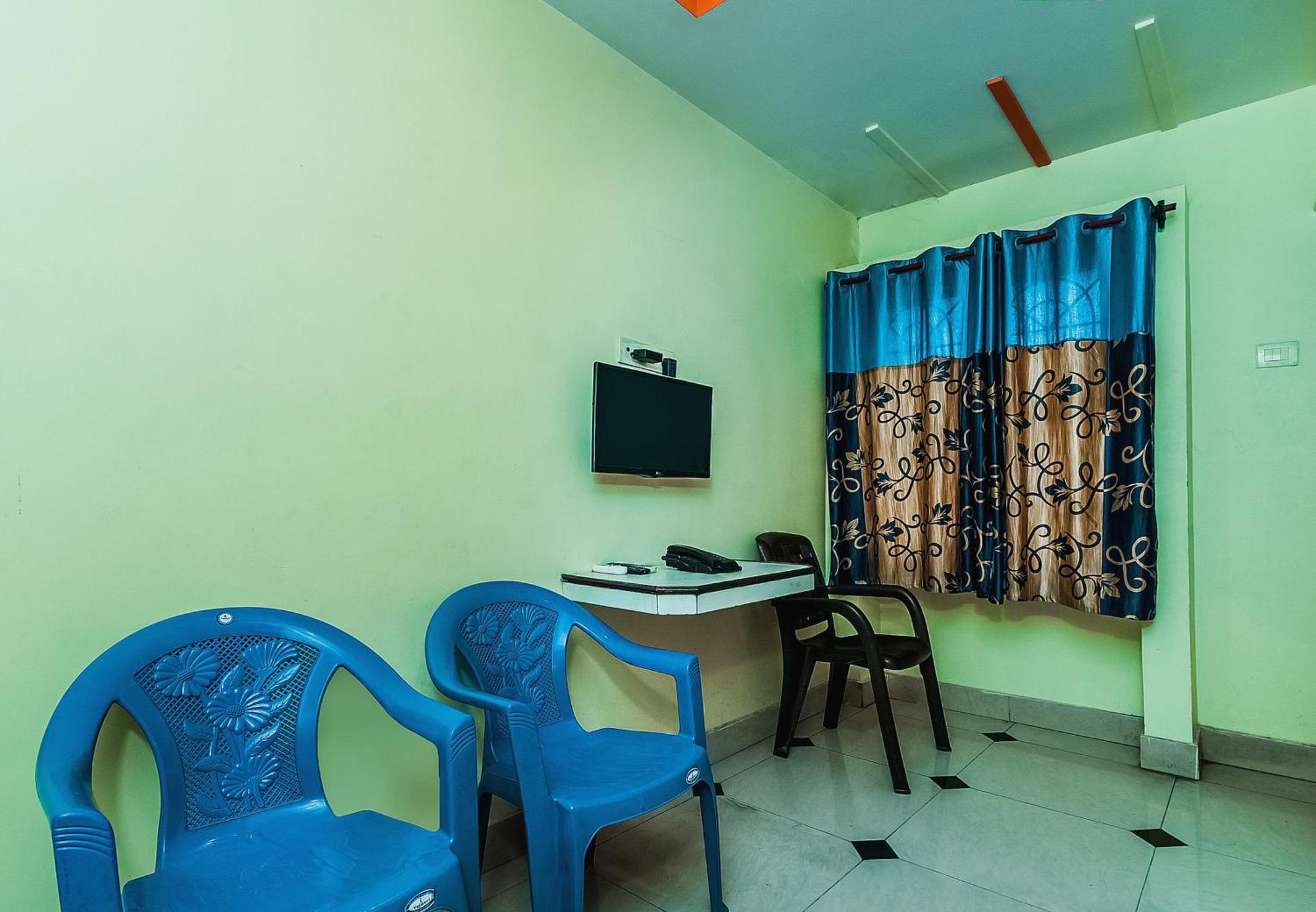 Hotel O Sindhura Guest House Raspari Palao Bagian luar foto