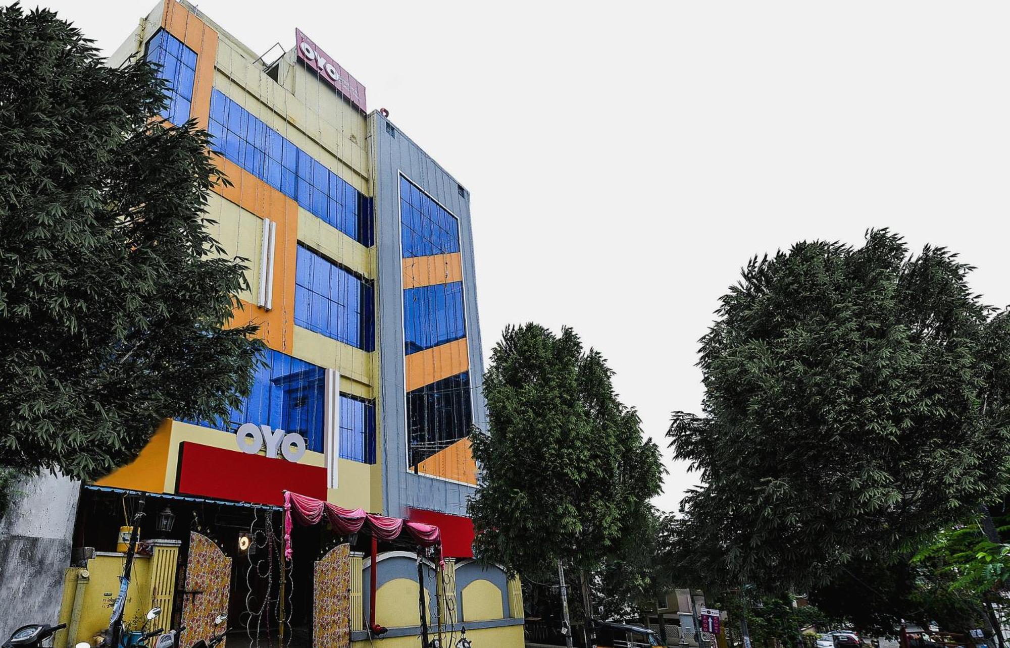 Hotel O Sindhura Guest House Raspari Palao Bagian luar foto