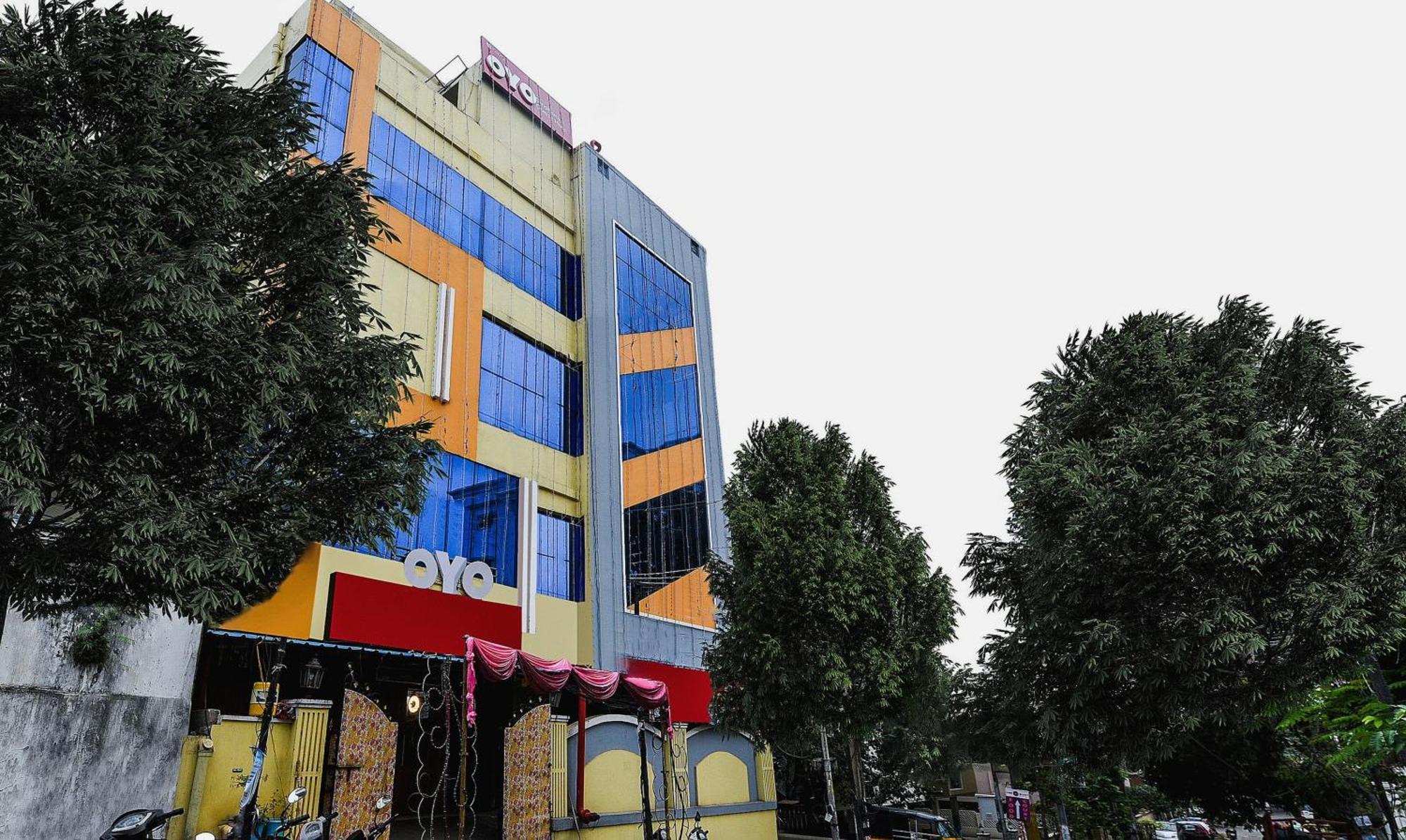 Hotel O Sindhura Guest House Raspari Palao Bagian luar foto