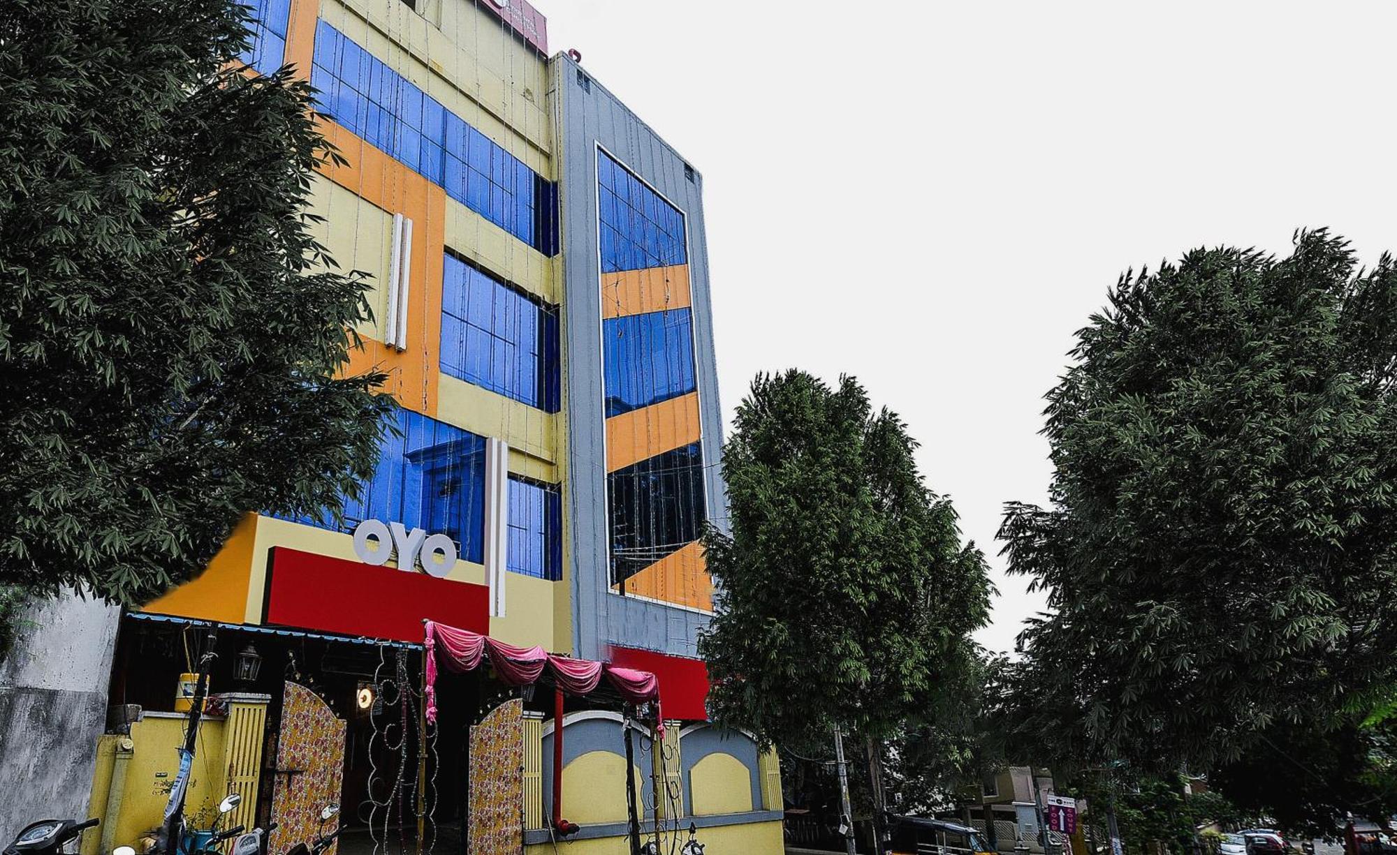 Hotel O Sindhura Guest House Raspari Palao Bagian luar foto